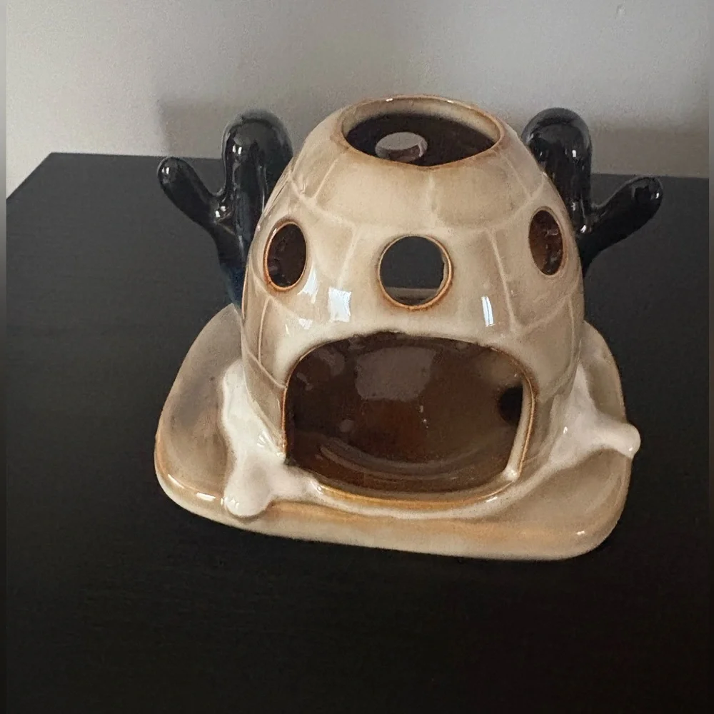 Vintage Retired Yankee Candle Ceramic Penguins Tea Light Holder New, Never Used!